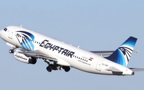 В Египте неизвестный мужчина захватил пассажирский самолет