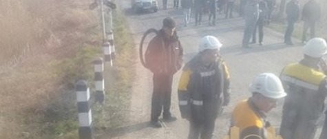 На Прикарпатье пассажирский поезд протаранил грузовик