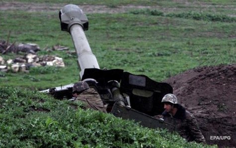 Армения заявила об уничтожении 17 азербайджанских танков