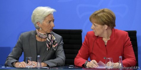 Меркель и Лагард требуют решительной борьбы с коррупцией в Украине