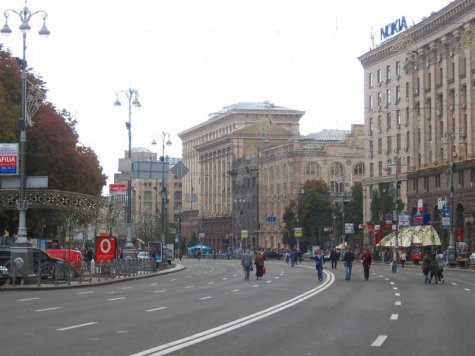 В Киеве на Крещатик вернут наземные пешеходные переходы