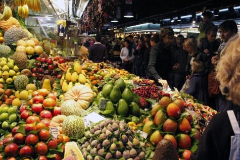 В Украине на рынках началось традиционное подорожание фруктов и овощей
