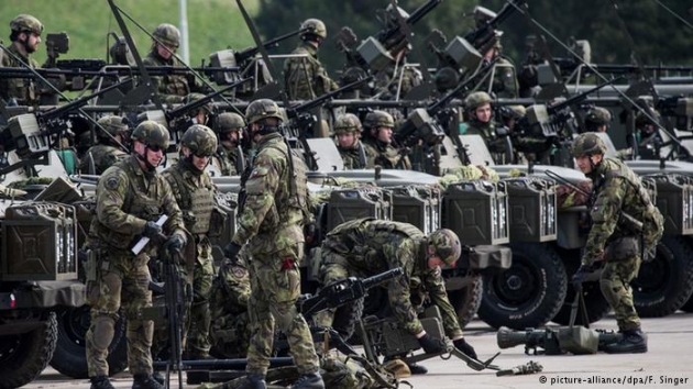 Страны Центральной Европы отправят свои войска в Балтию