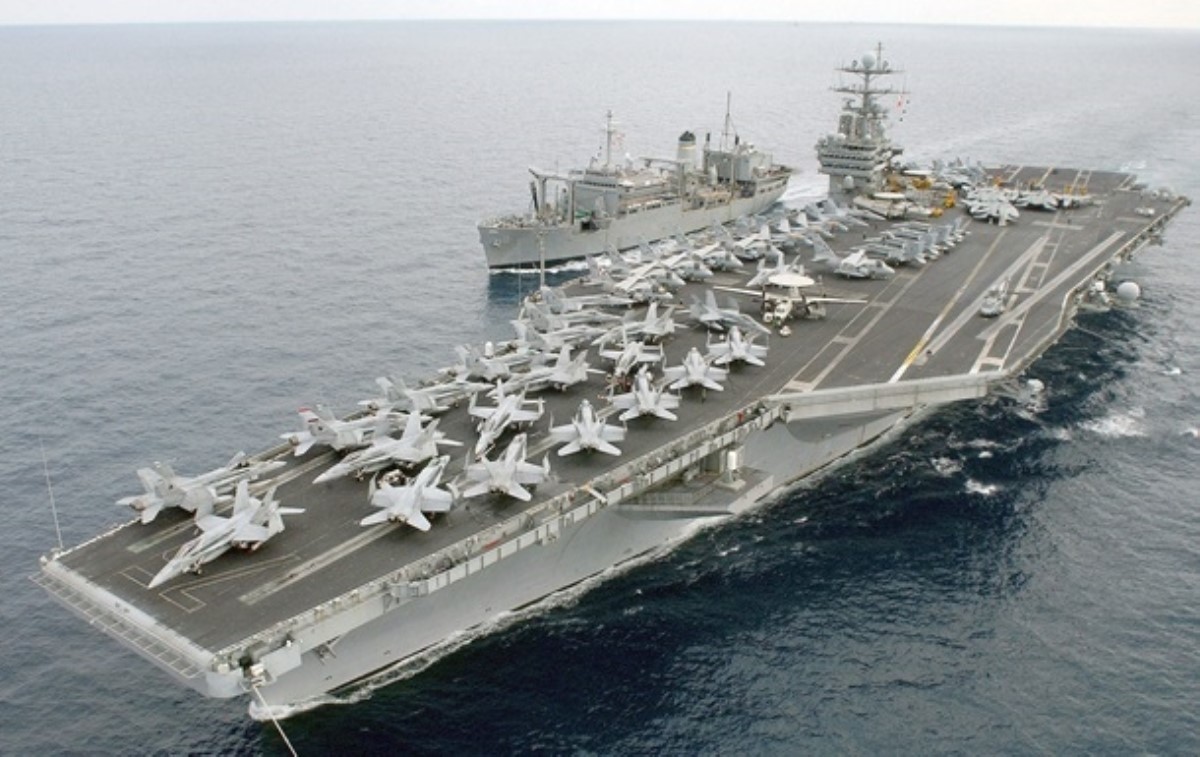 США разместят в Средиземном море два авианосца из-за РФ и ИГ