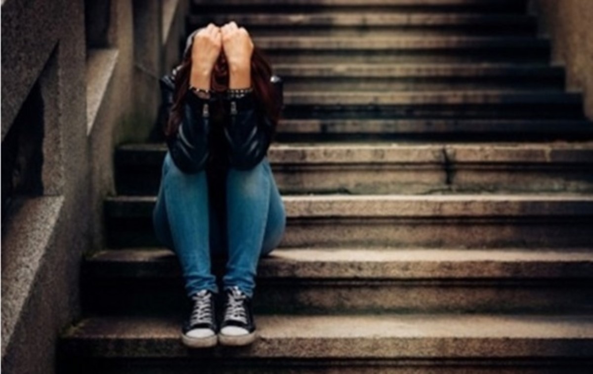Из ста человек, страдающих депрессией, излечивались только 39 - исследование