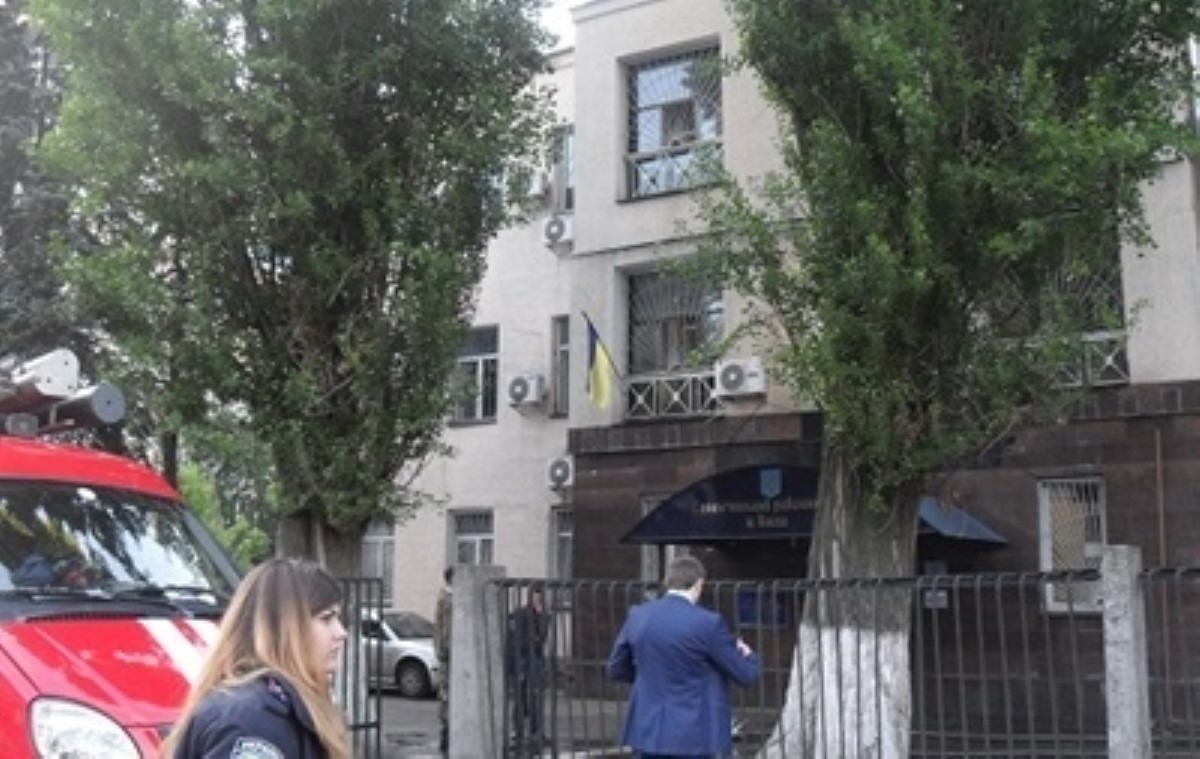 Пьяные бойцы полка "Киев" обокрали кабинет председателя суда