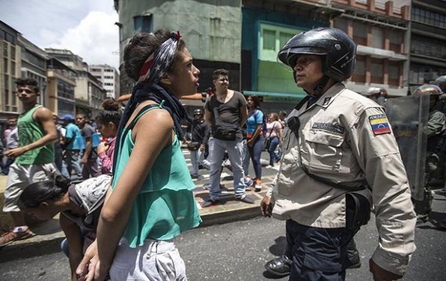 В столице Венесуэлы возникли массовые протесты из-за голода