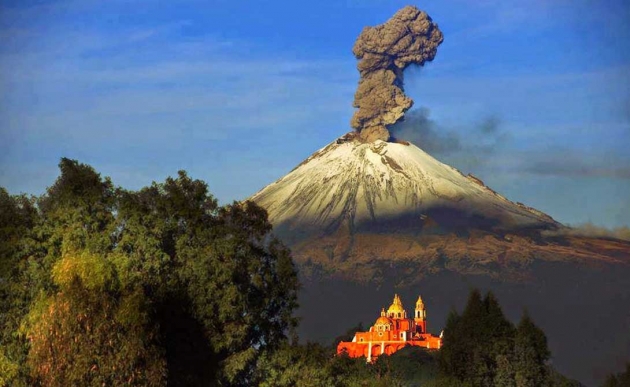 7  вулканов, готовых взорваться в любой момент