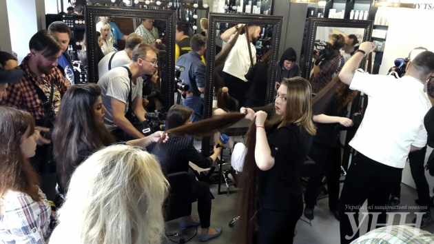 На Львовщине нашли обладательницу самых длинных волос в Украине