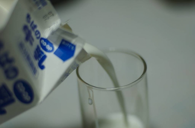 Светодиодное освещение обвиняют в порче молока