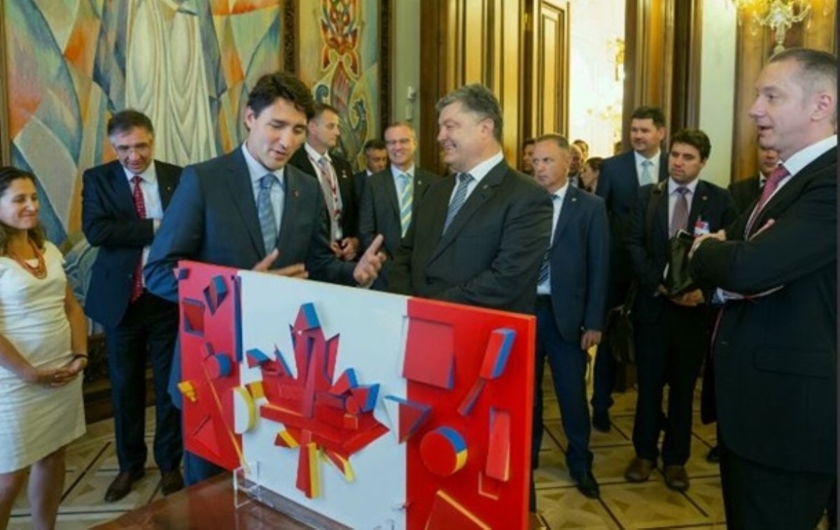 Украина и Канада проведут консультации по отмене виз