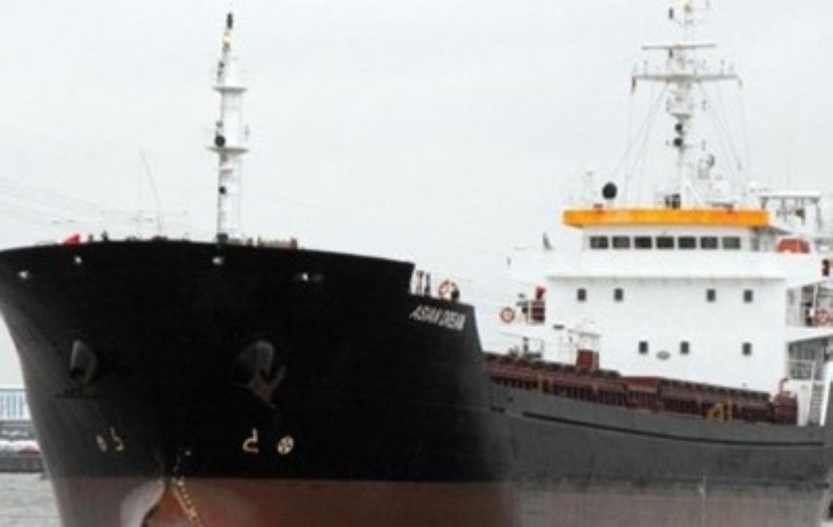 В Болгарии арестовали судно с 12 украинцами на борту