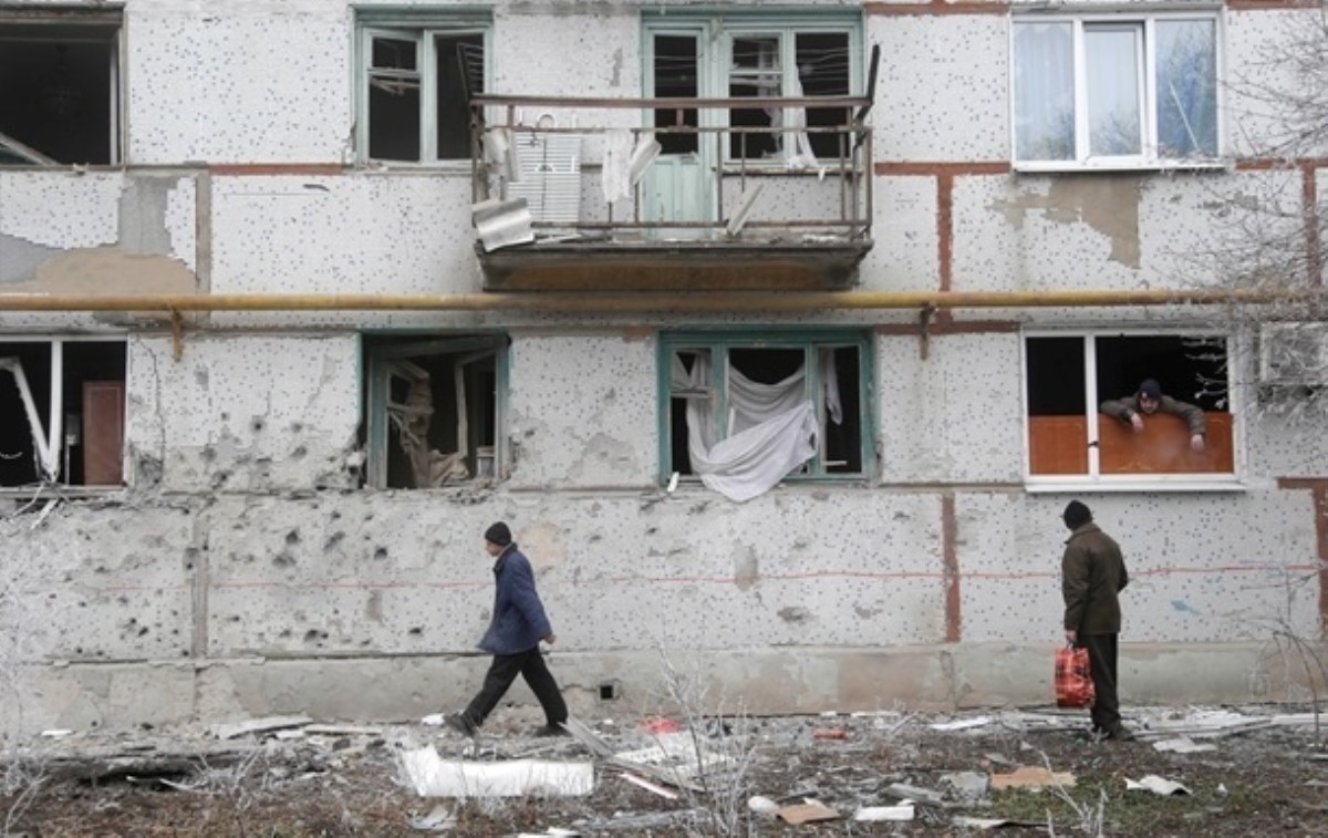 Ситуация в зоне АТО волнует 72% украинцев - опрос