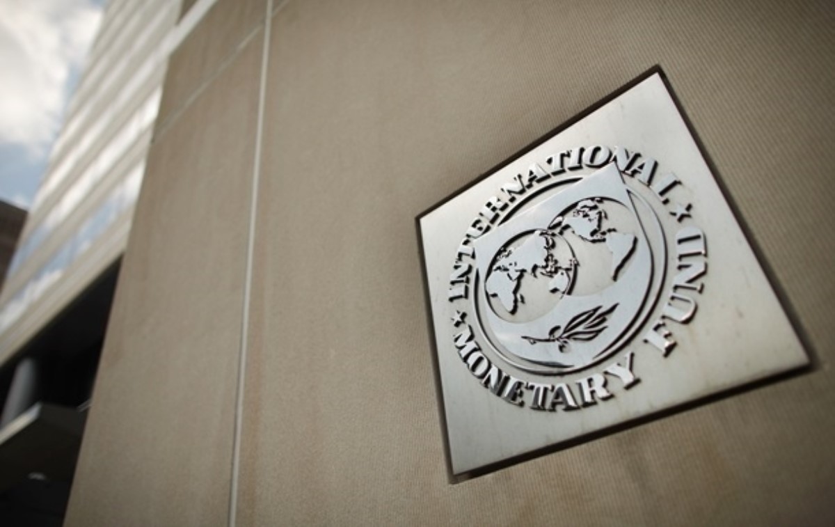МВФ отложил до осени решение по траншу для Украины
