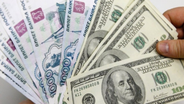 Внешний долг РФ превысил 521 миллиард долларов