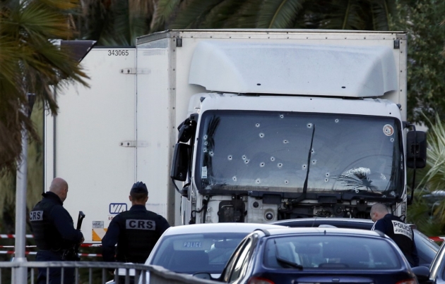 Количество погибших в результате теракта во Франции выросло до 84 человек