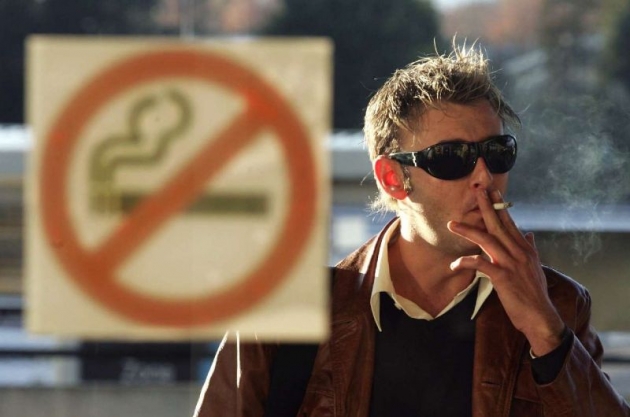 В Украине хотят расширить запрет на курение в общественных местах