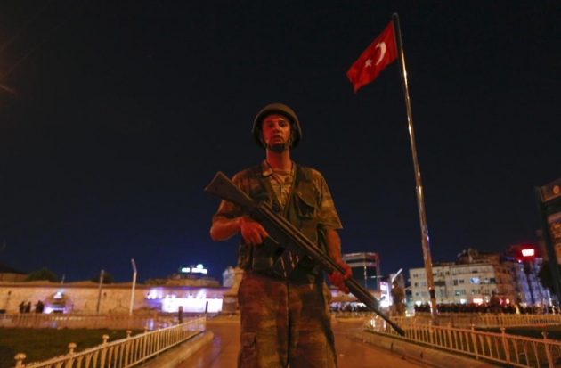 Турецкие власти разрешили арестовать журналистов в связи с попыткой переворота