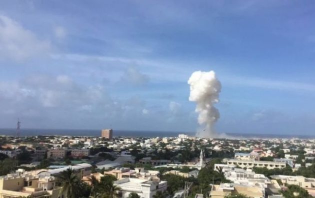 В Сомали возле аэропорта столицы произошли взрывы, есть погибшие