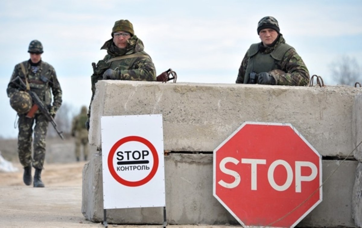 Россия блокирует въезд в Крым на КПП "Каланчак" - Госпогранслужба