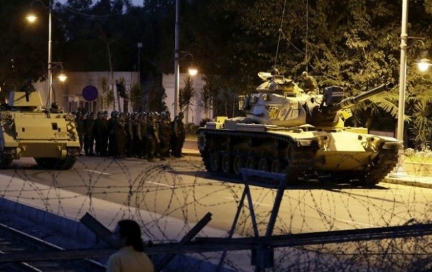 В Турции арестованы 33 высокопоставленных чиновника