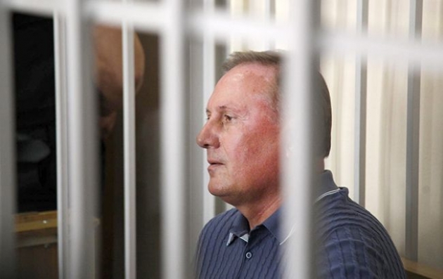 Защита Ефремова обжалует его арест