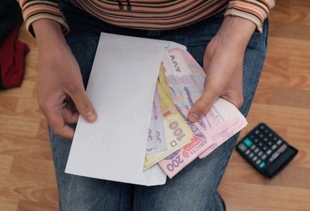 В Украине 60% предпринимателей платят "зарплаты в конвертах" - ГФС
