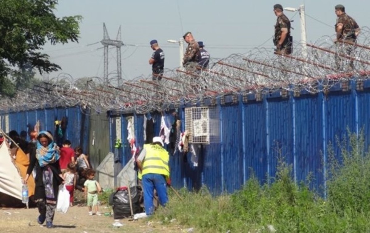 В Венгрии на работу набирают "охотников за головами" беженцев
