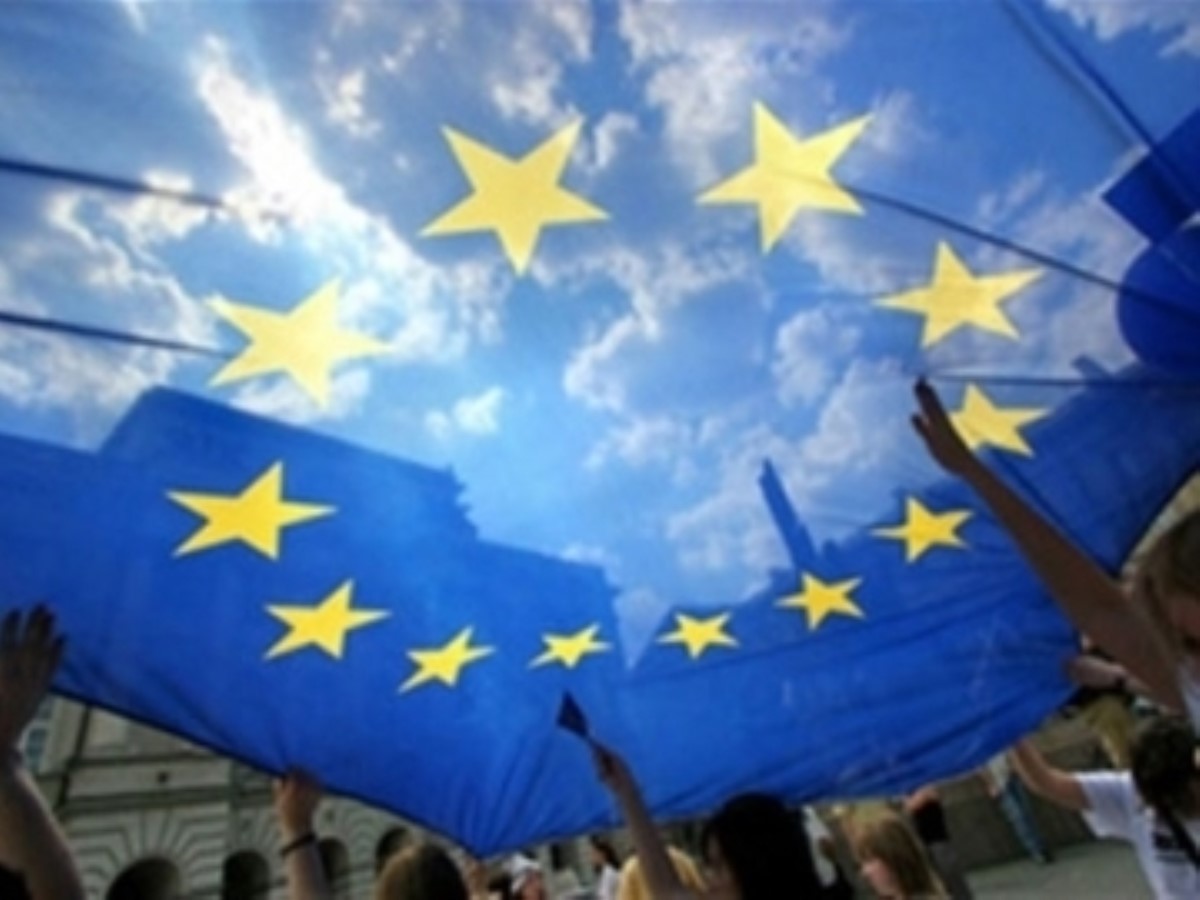 Совет ЕС продлил санкции против РФ до 15 марта 2017 года