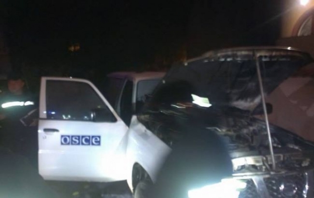 В Ивано-Франковске подожгли автомобиль ОБСЕ