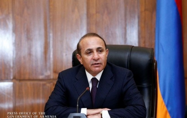 Премьер-министр Армении Абрамян подал в отставку