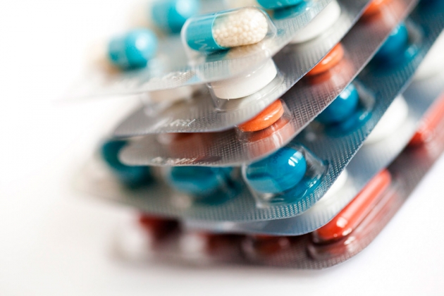 АМКУ оштрафовал пять фармкомпаний за сговор и спекуляции на лекарствах