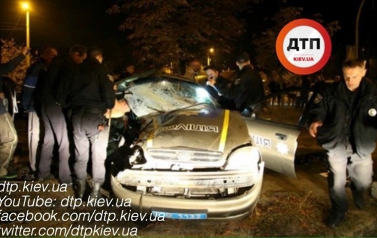 Под Киевом в ДТП погибли полицейские