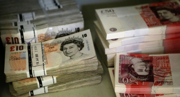 Британский фунт упал до 31-летнего минимума