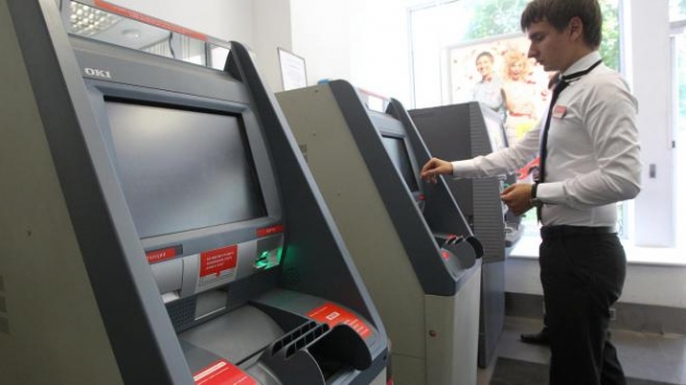 В Украине появились новые банковские комиссии для платежных карт