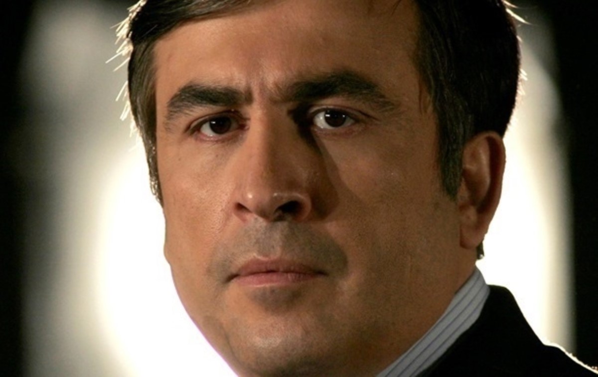 Порошенко уволил Саакашвили