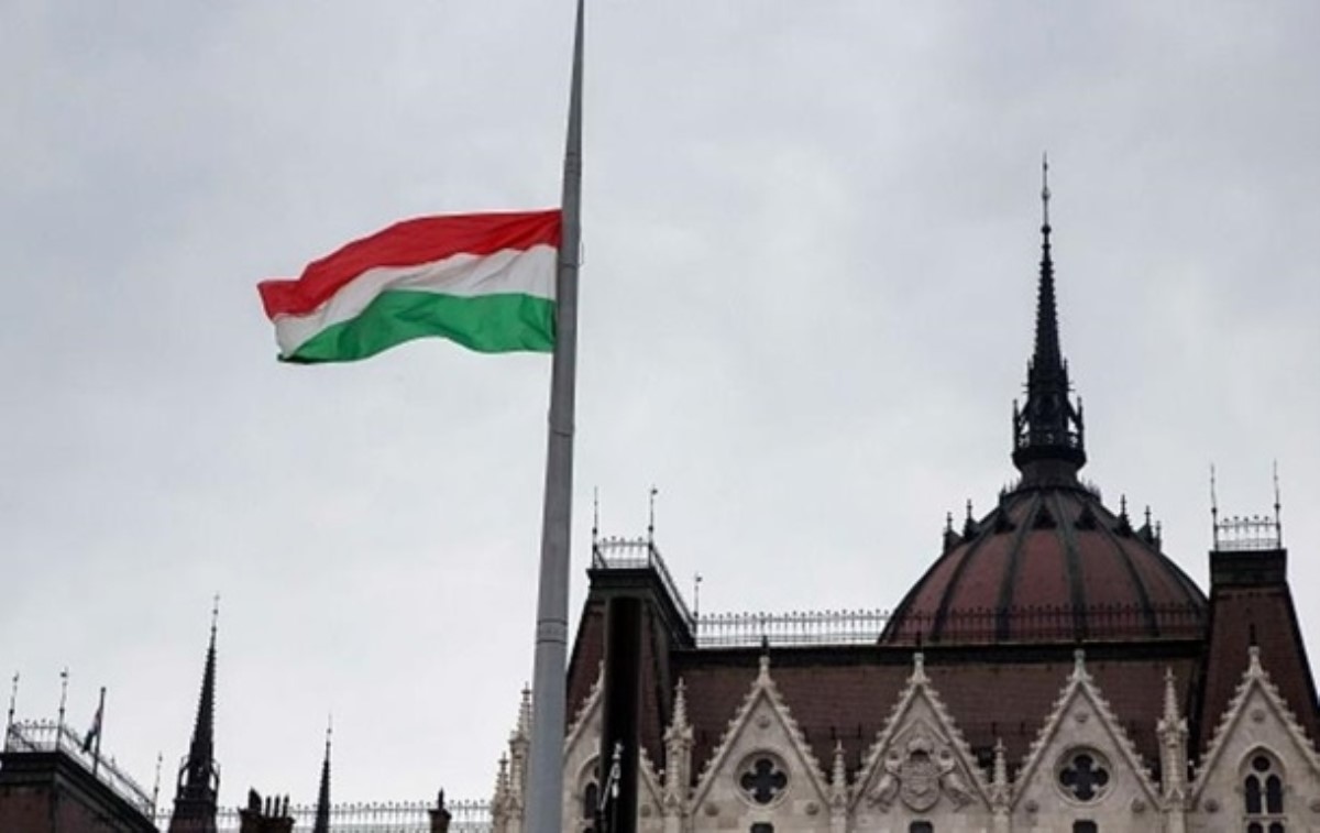 Венгрия отменяет плату для украинцев  за визы