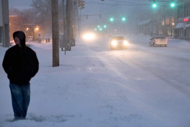 В окрестностях Нью-Йорка выпало рекордное количество снега