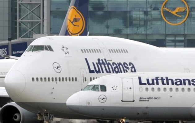 Lufthansa отменила более 900 рейсов