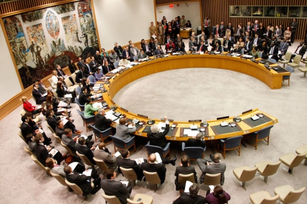 Франция требует срочно созвать СБ ООН