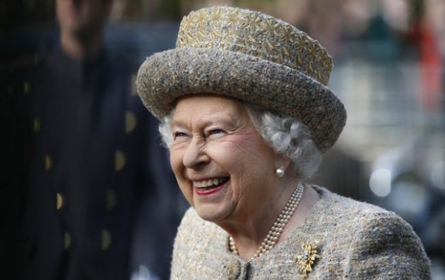 Королева Великобритании разочаровалась в Терезе Мэй