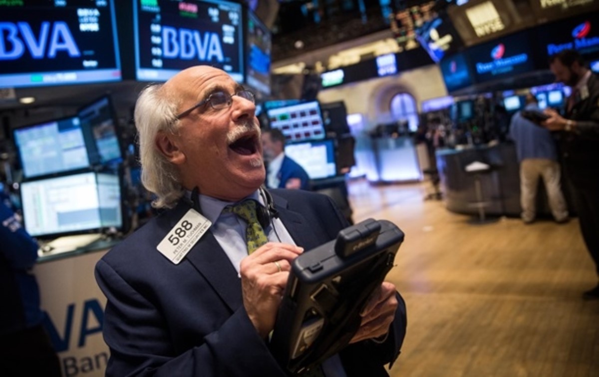 Индекс Dow Jones впервые в истории поднялся выше отметки 20 тысяч пунктов