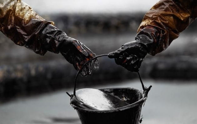 Цена нефти Brent подскочила выше 56 долларов за баррель