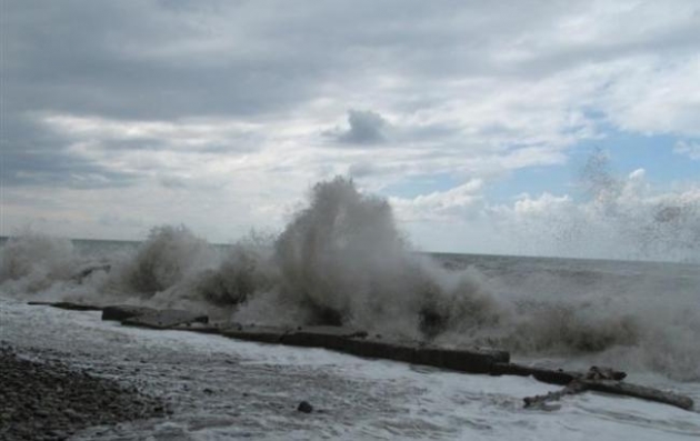 В акватории Черного моря объявлено штормовое предупреждение