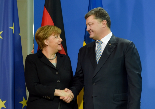 Порошенко и Меркель договорились о новых встречах в "нормандском формате"