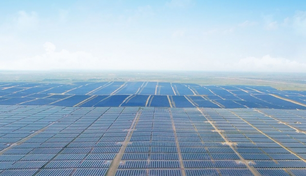 Китай стал крупнейшим в мире производителем солнечной энергии