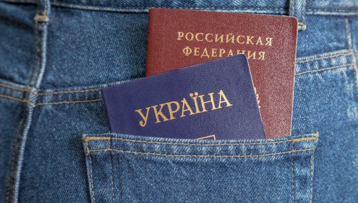За год более 100 тысяч украинцев получили гражданство РФ