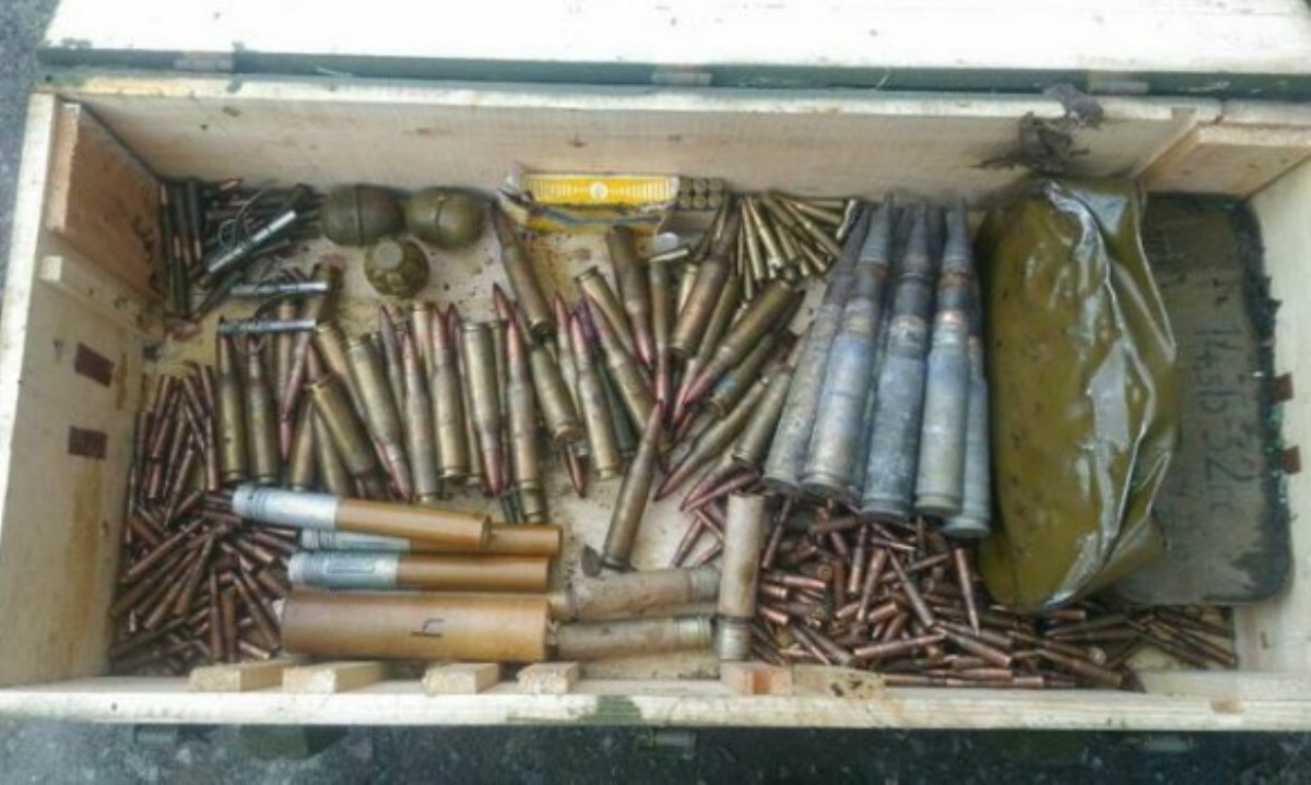 СБУ обнаружила очередные тайники с оружием и боеприпасами