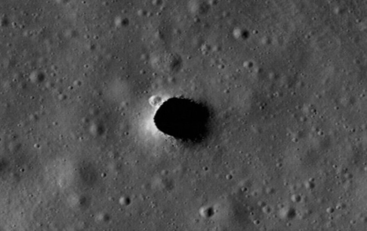 Ученые подтвердили наличие на Луне подземных туннелей
