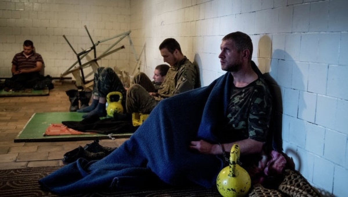 На Донбассе проводят верификацию пленных
